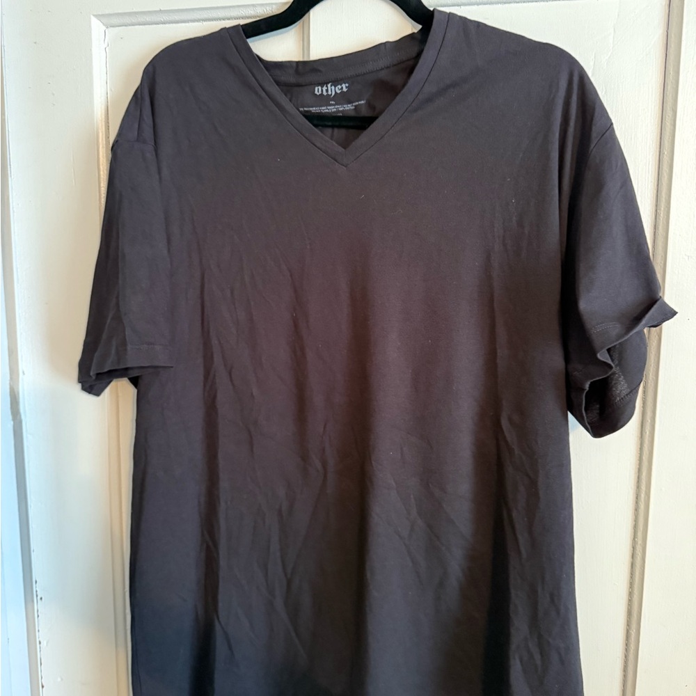 Other UK Men's Black V-Neck T-Shirt